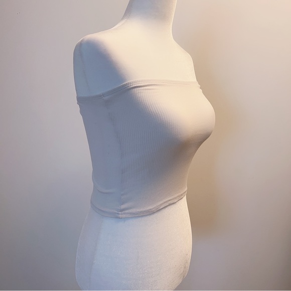 H&M basic strapless crop top. 100% new condition. - Picture 5 of 9